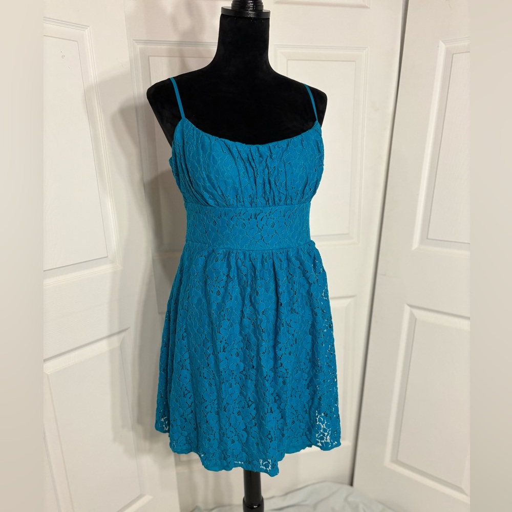 Size 16 teal homecoming dress